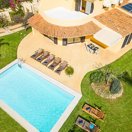 Villa In Albufeira With Private Pool And Garden Villa