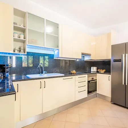 Villa With Private Pool Albufeira